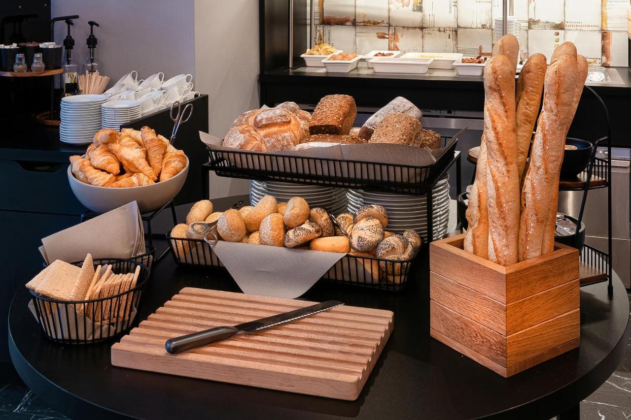 Leonardo Boutique Hotel Krakow City Center Bagian luar foto
